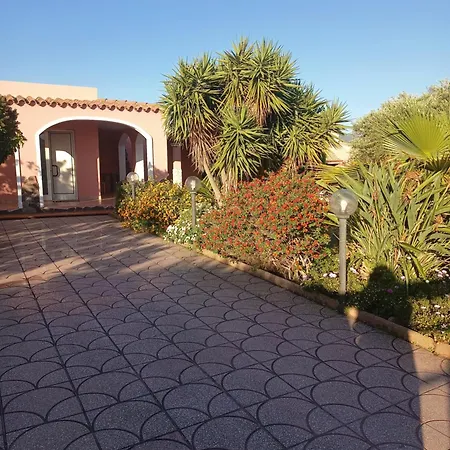 Casa Vacanza L'isola Dei Tesori * كوارتو سانتيلينا
