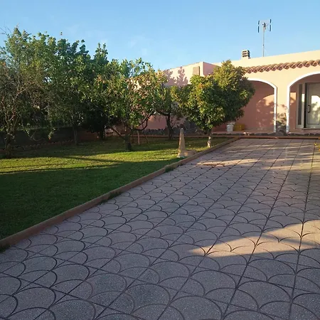Casa Vacanza L'isola Dei Tesori Quartu SantʼElena